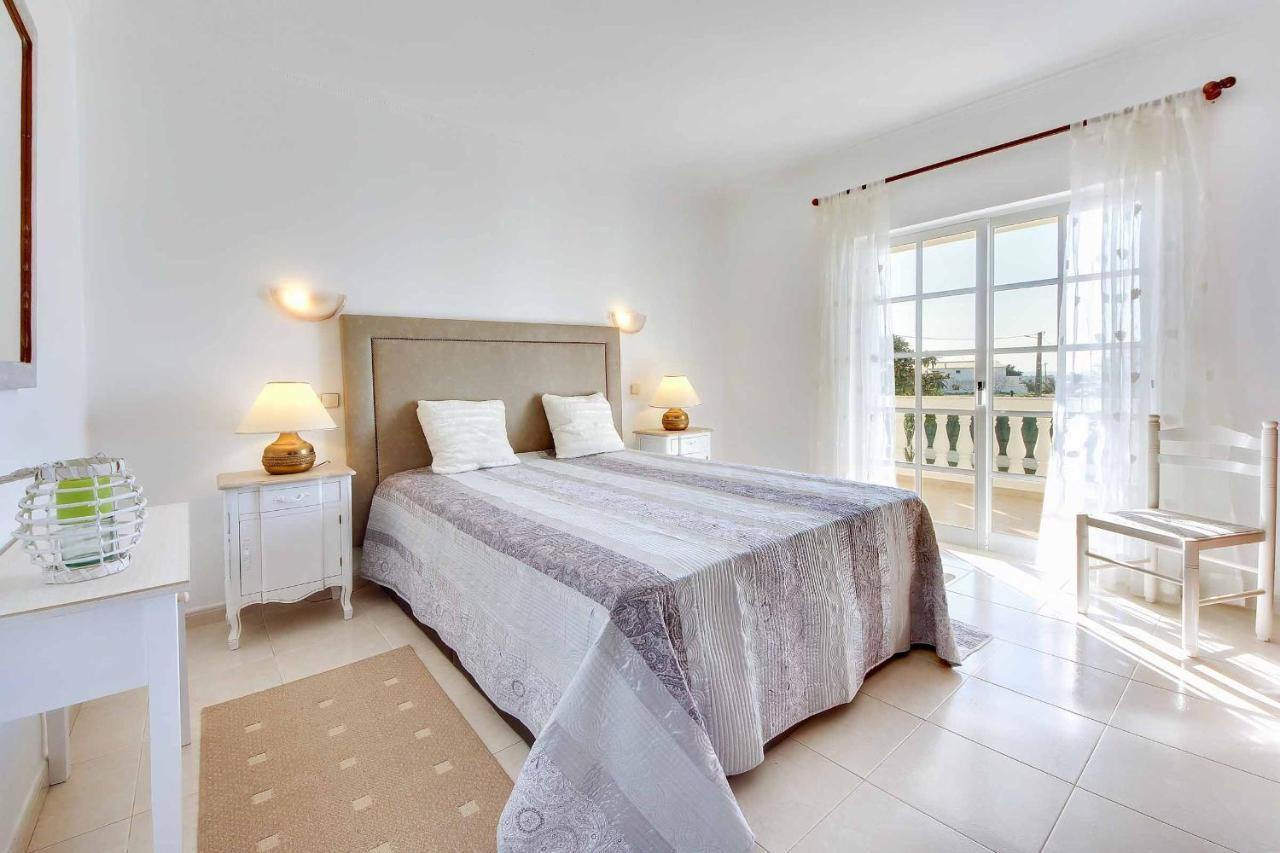 Villa Licinia Гия Екстериор снимка
